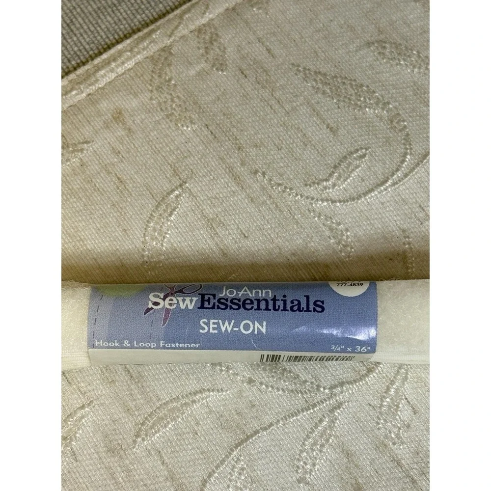 Vintage‎ 2005 Jo-Ann SewEssentials Sew-On Hook & Loop Fastener - White